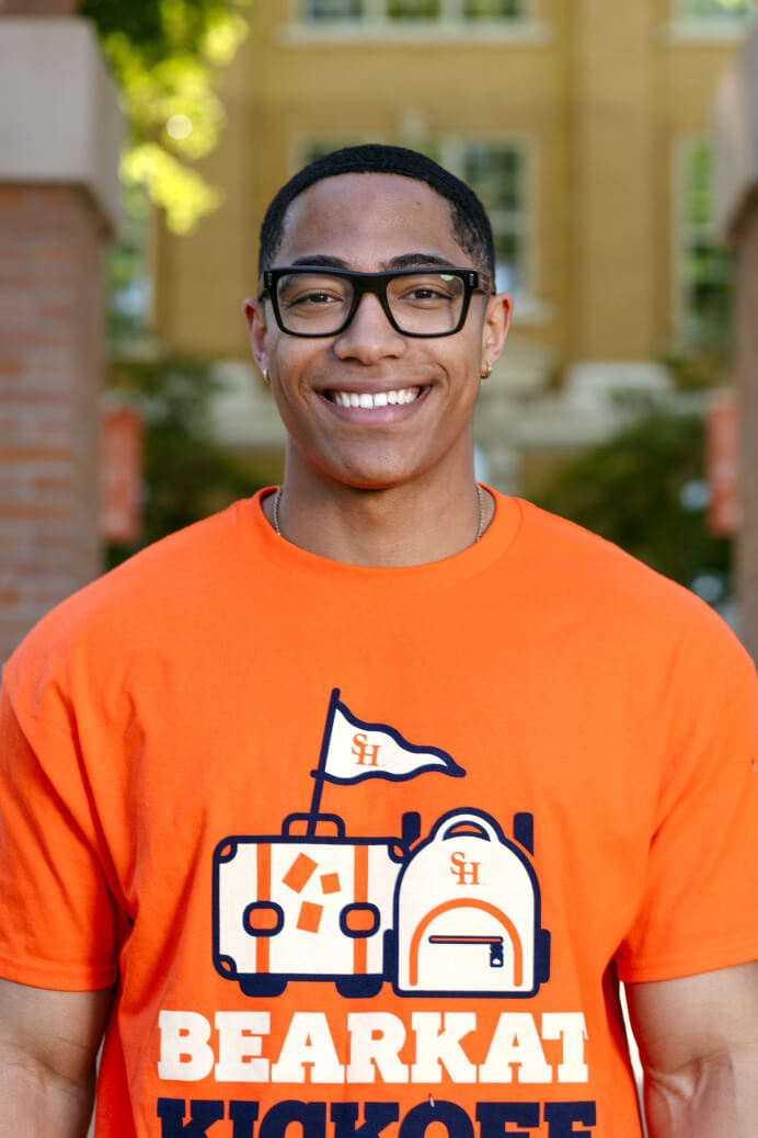 Tre'Vanni Bass headshot